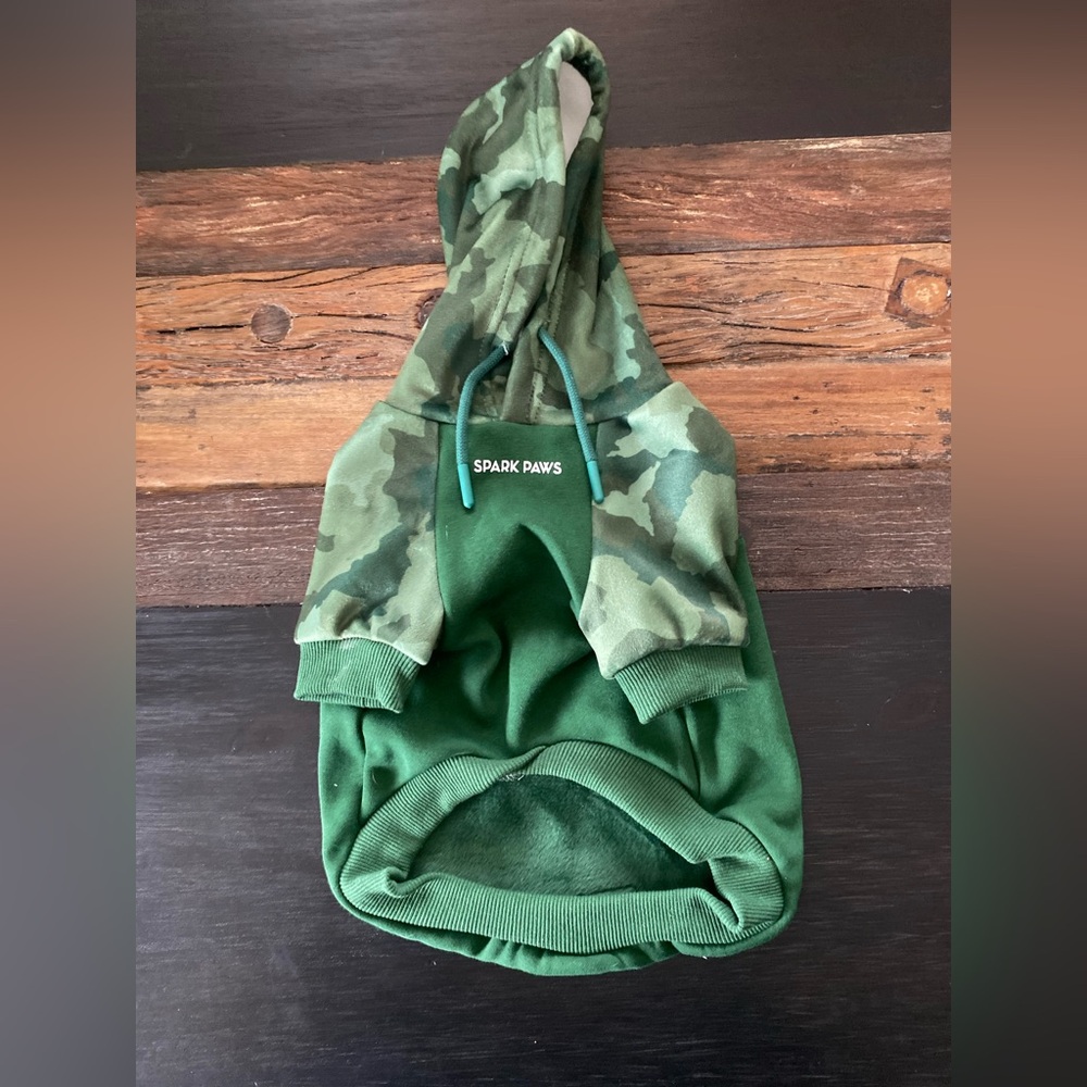 Spark Paws-Green Camouflage Dog Hoodie (L)